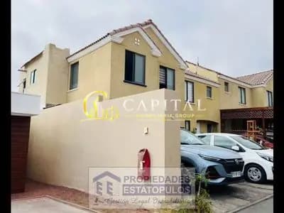 SE VENDE HERMOSA CASA EN CONDOMINIO SECTOR NORTE ANTOFAGASTA