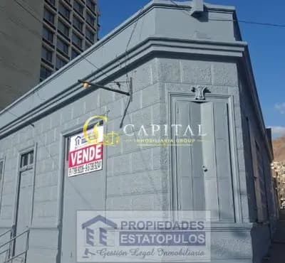 SE VENDE CASA ESQUINA EN ANTOFAGASTA , UBICADA EN ZONA CENTRO SUR DE LA CIUDAD DE ALTA PLUSVALÍA COMERCIAL Y HABITACIONAL